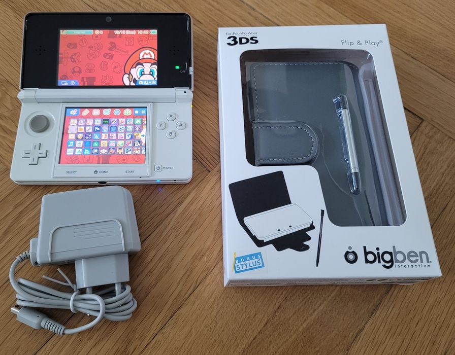 Consola Nintendo 3DS modata