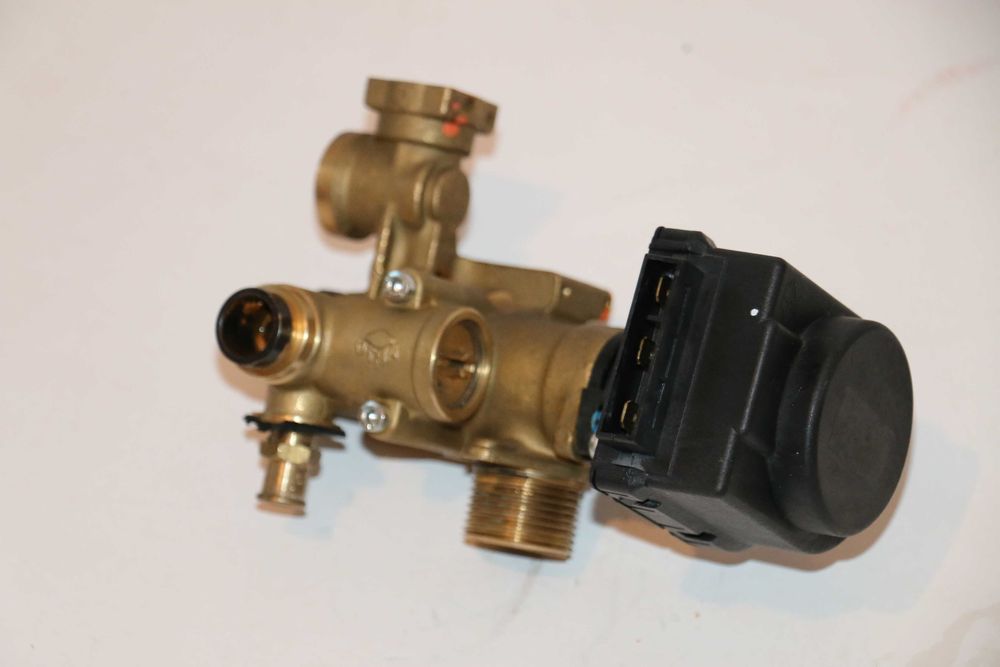 Vana 3 cai si servomotor centrala termica Immergas Victrix 24 kw