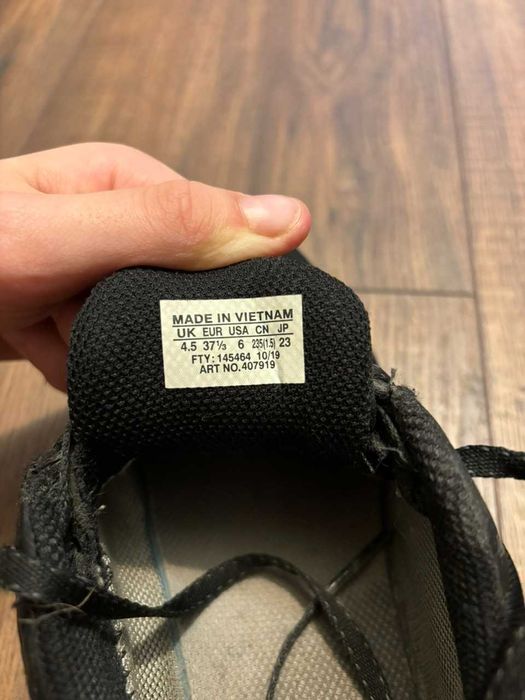 Маратонки Salomon