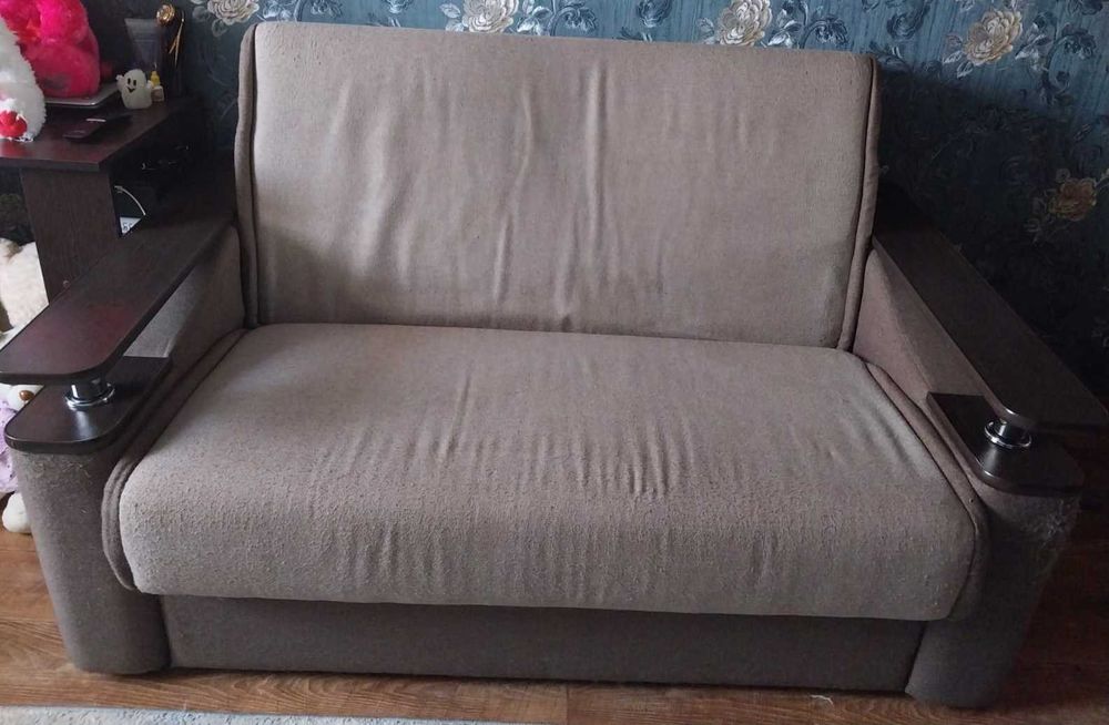 Продам два мини дивана