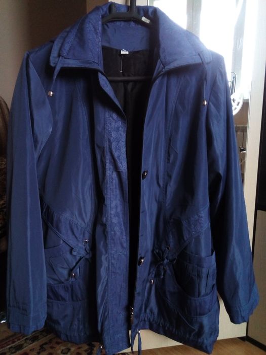 Женская куртка 58-60 р