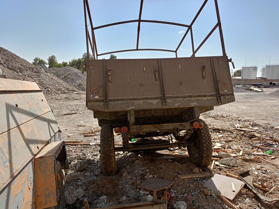 Прицеп новый состояние идеальное