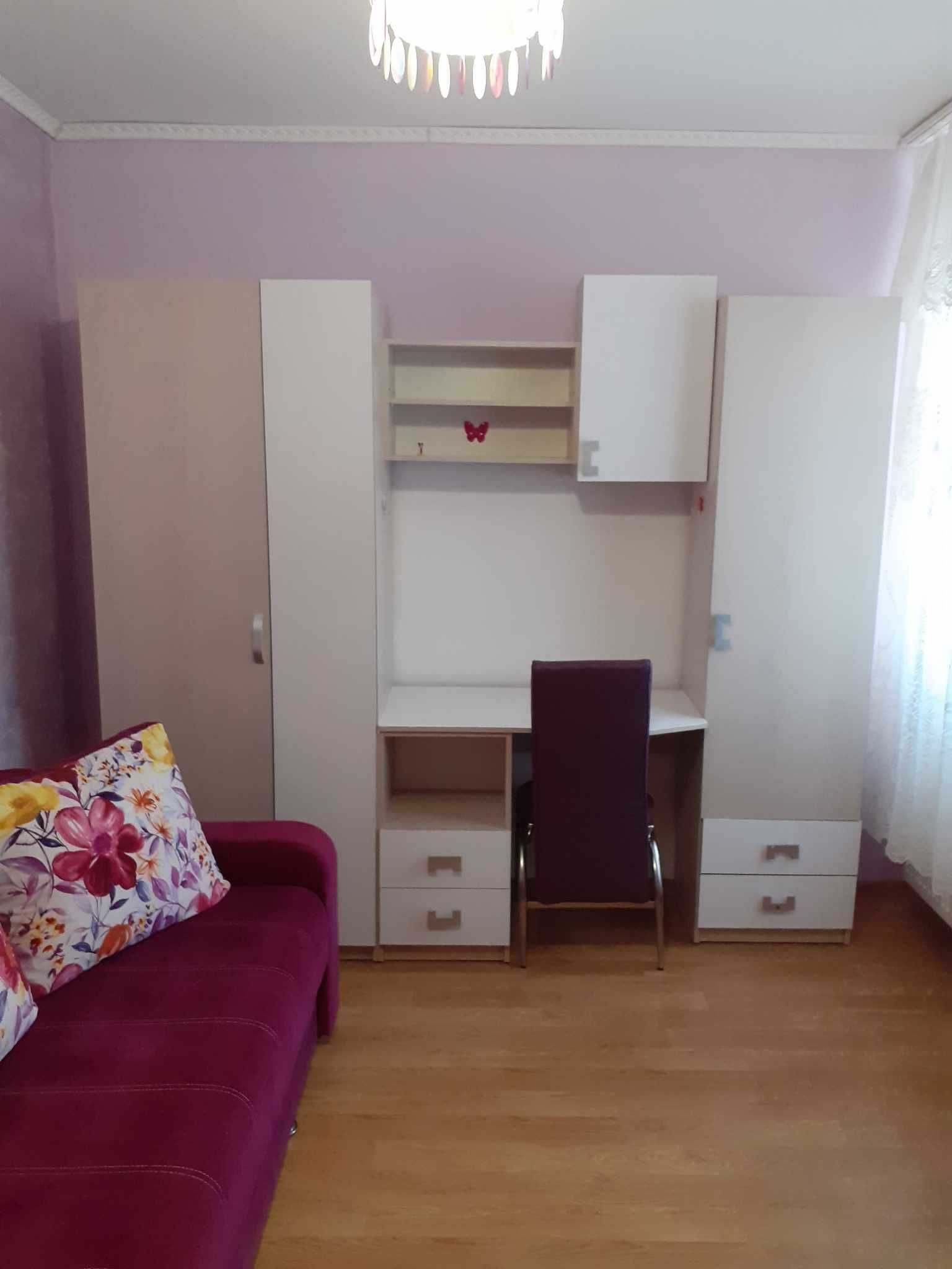 PF dau apartament 2 camere cu parcare pe Sesului de sus in chirie