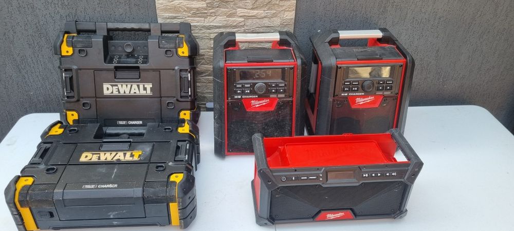 Set Radiouri Șantier Milwaukee DEWALT