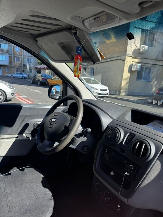 Schimb Dacia Dokker cu Nissan Qashqai sau Dacia Duster