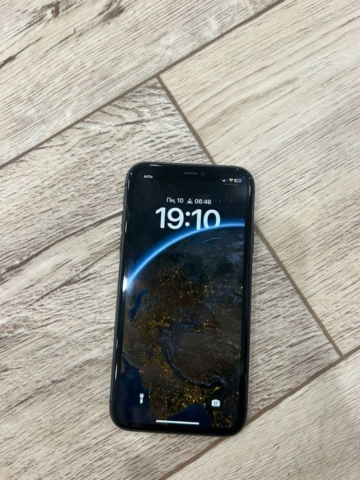 Продается срочно айфон11 торг есть