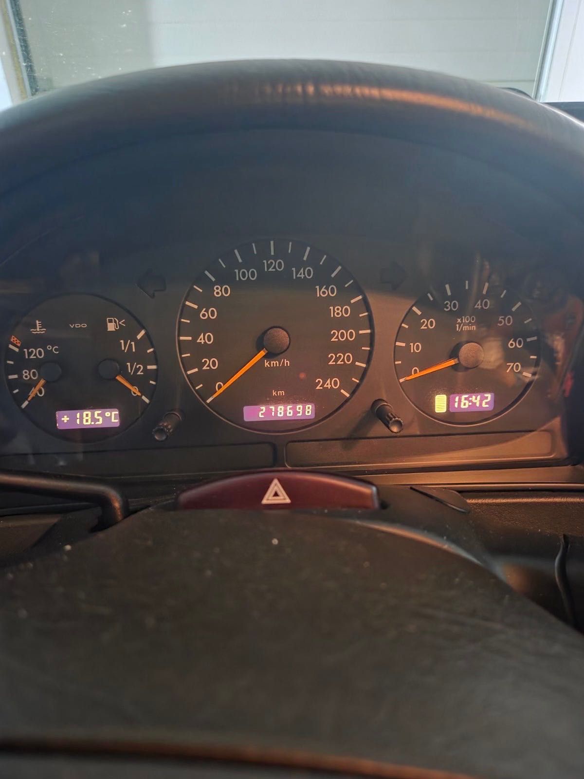 Mercedes-Benz ML 500
