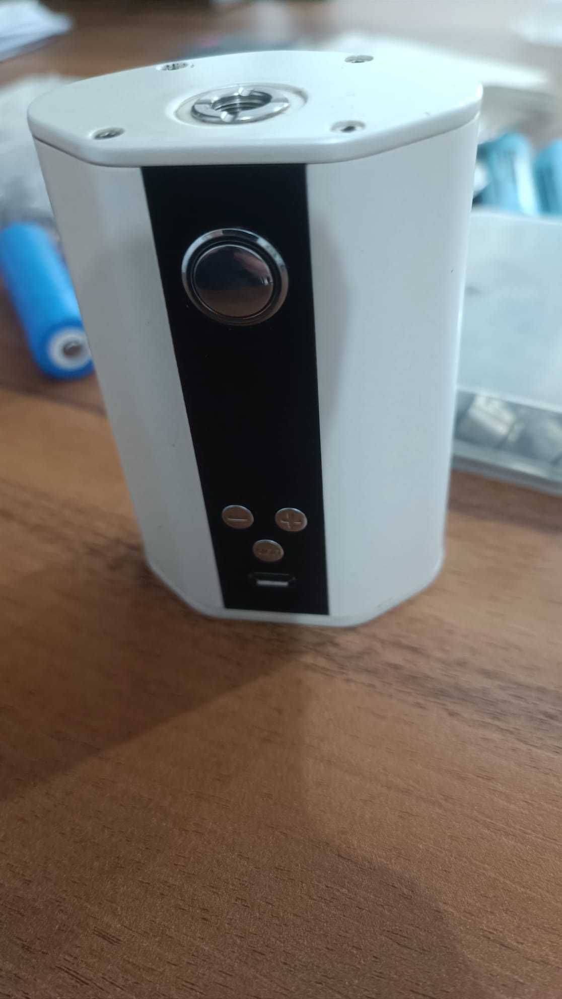 Tigara electronica Istick Eleaf TC 200 si istick 50w tc atomizoare