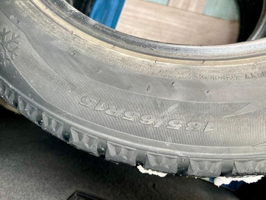 Продам шины 185/65/15 4 шины