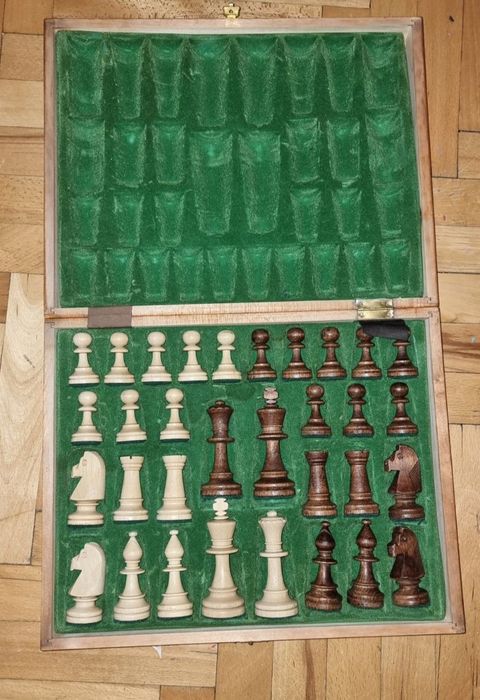 Винтидж турнирен шах