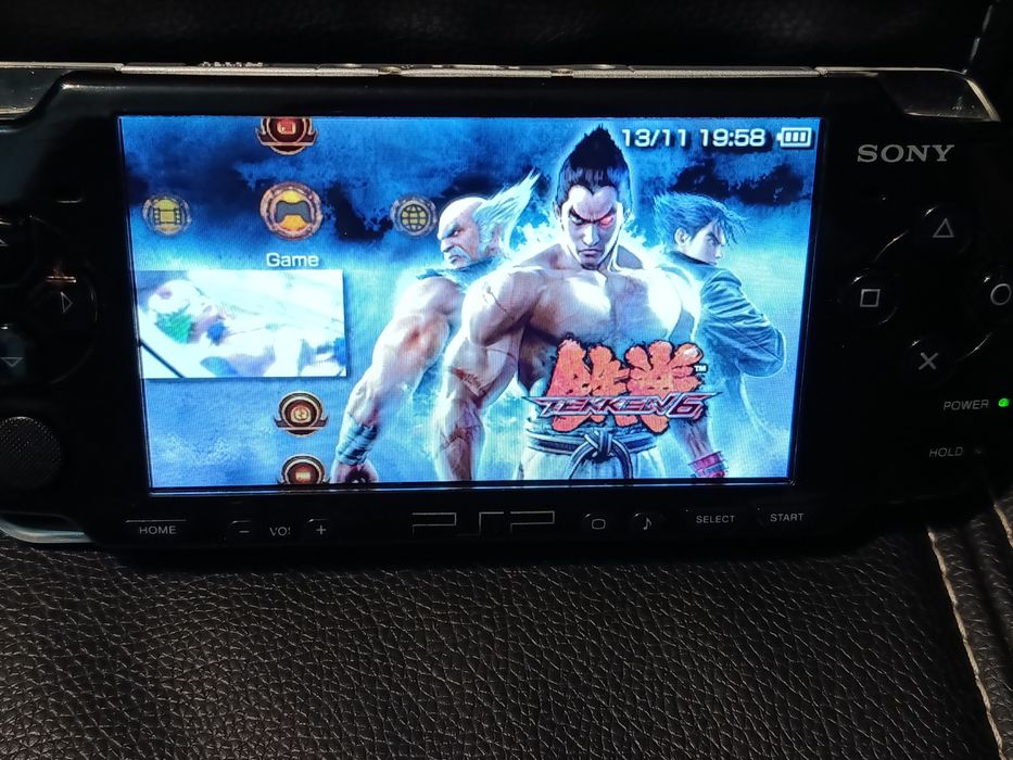 Consola portabila PSP-2004 modata cu jocuri