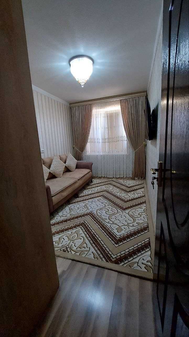 4 xonali kvartira sotiladi 58.000y.e