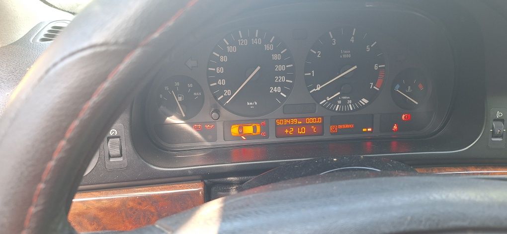 Продавам БМВ 520 , Е39 ,BMV , 1000 лв.