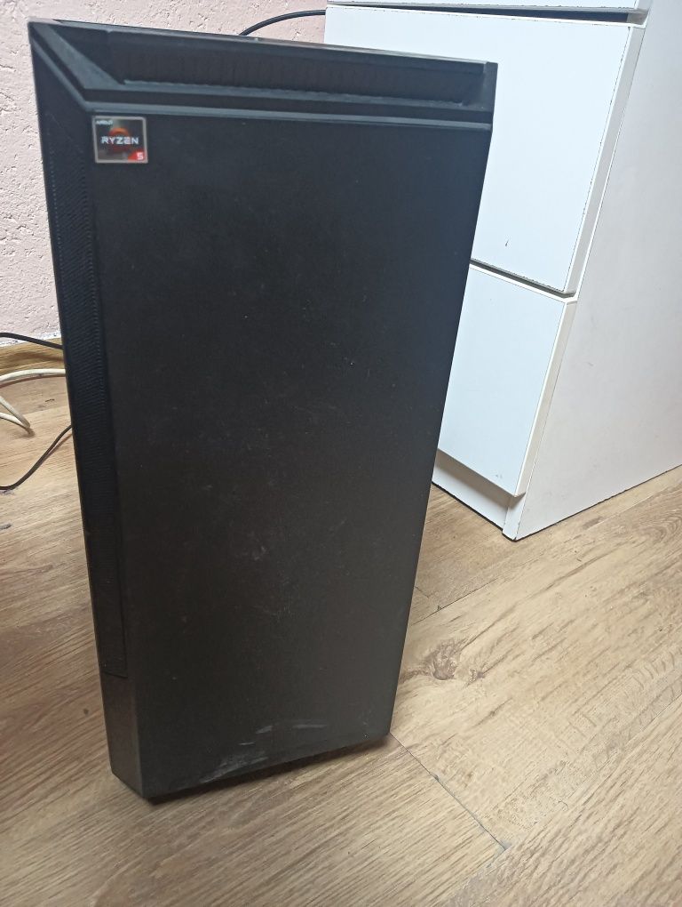Vând setup gaming,sau doar unitate