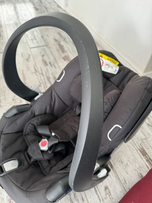 Scoica  Auto și pentru cărucior baby zen yoyo