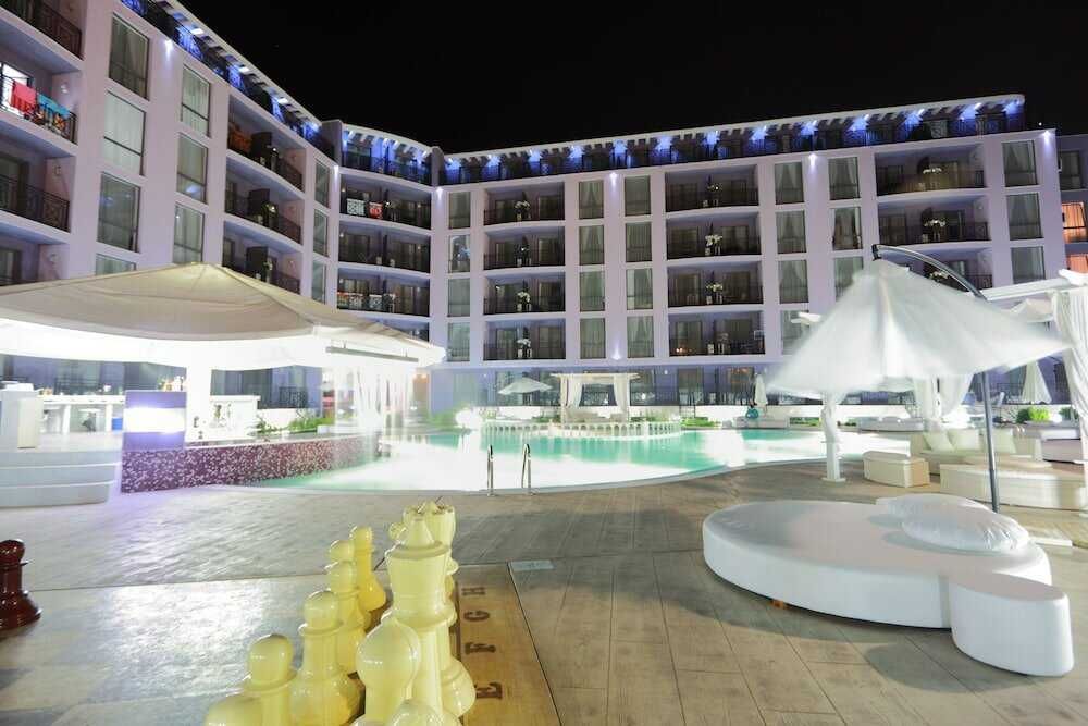 Продава се Двустаен апартамент в к.к. Слънчев бряг - 48 кв.м за 1313 €/кв.м - Снимка #15