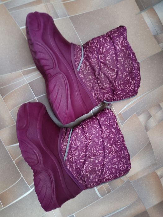 Продам детские сапожки осень, весна