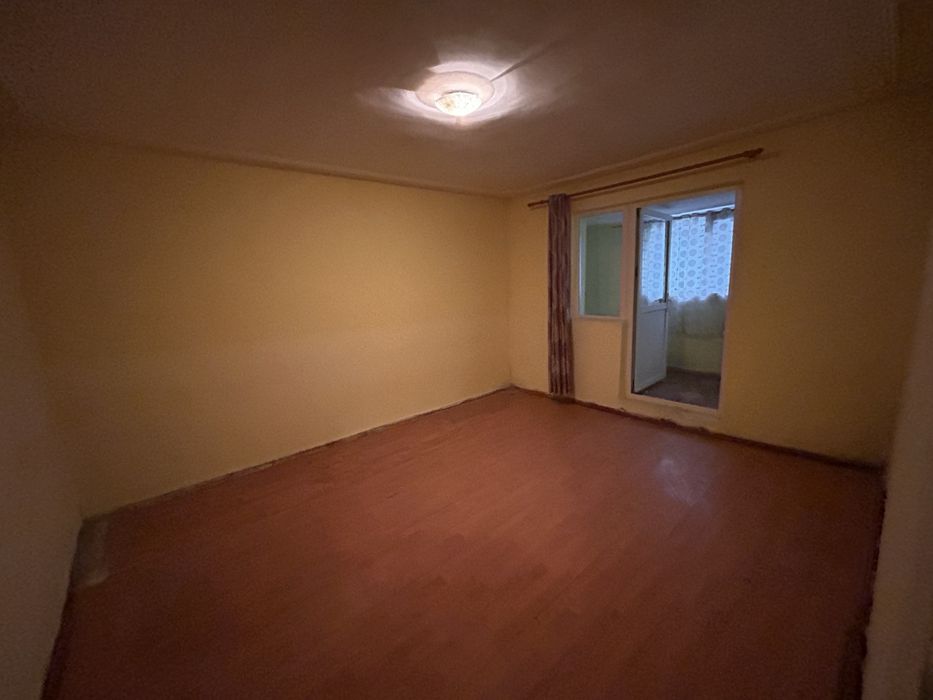 Vand Garsoniera Viziru