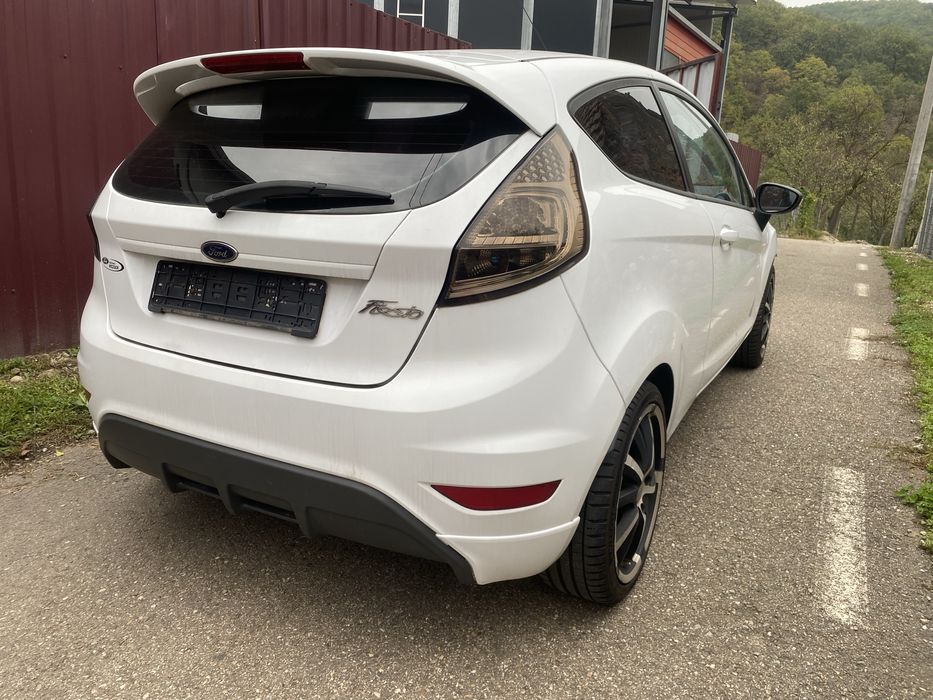 Ford fiesta pachet st 153000 km