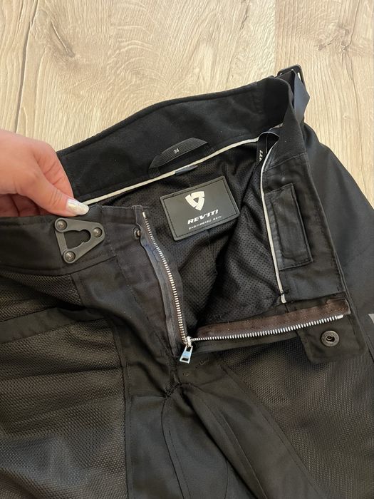Pantaloni moto vara Revi’it marime 34