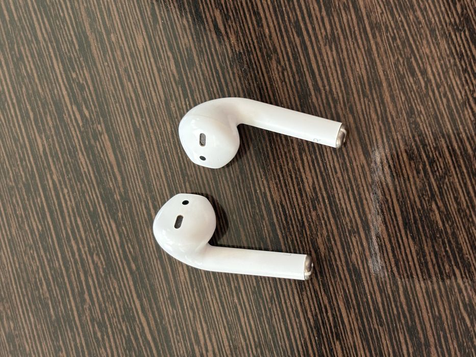 AirPods 2 в подарок кейс чехол