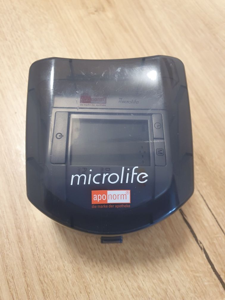 Tensiometru digital de încheietura Microlife