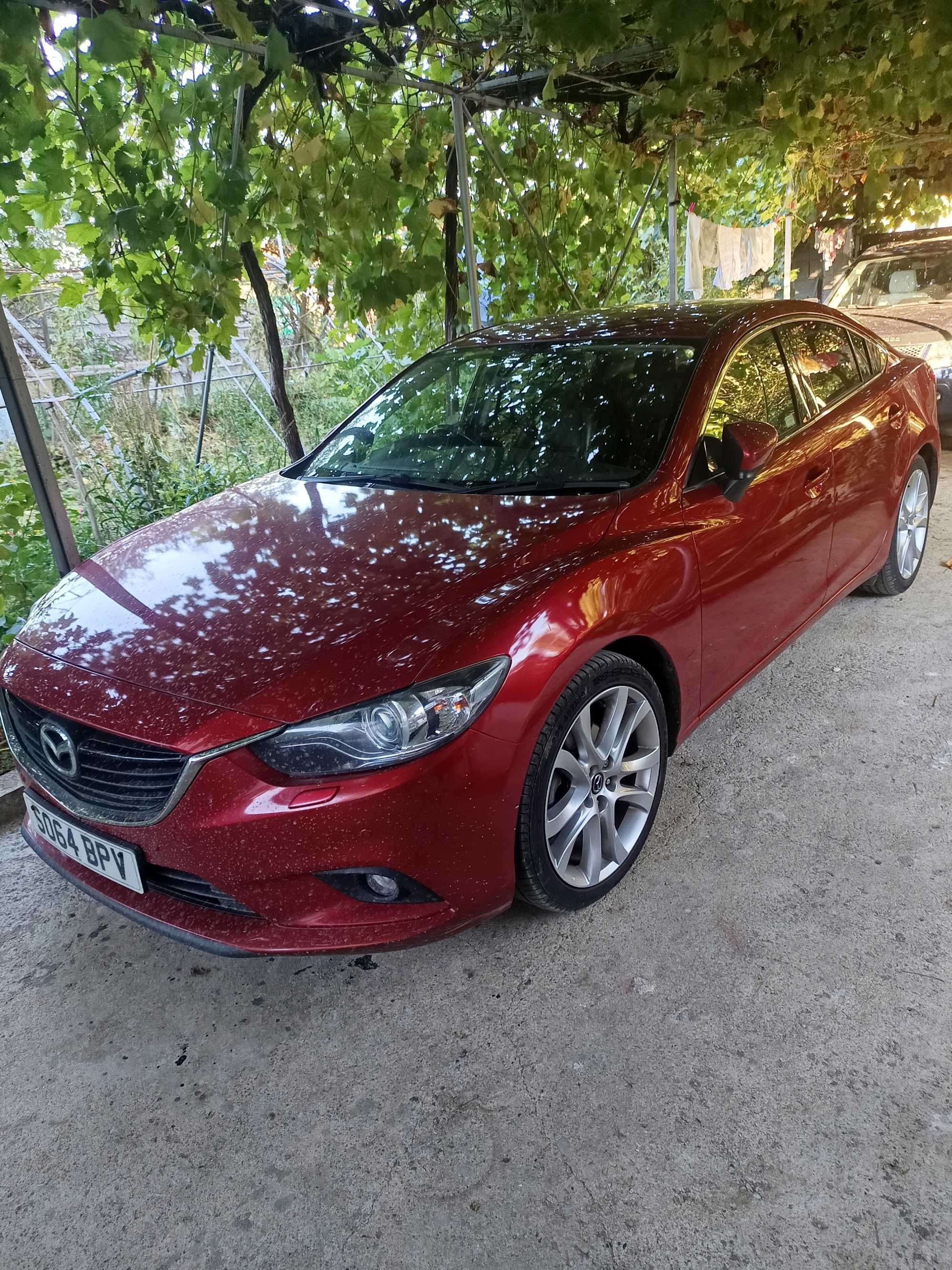 Mazda 6 2,2 ,150 к с ,ръчка