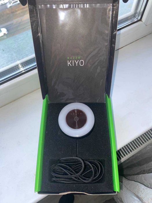 Веб-камера Razer Kiyo черный