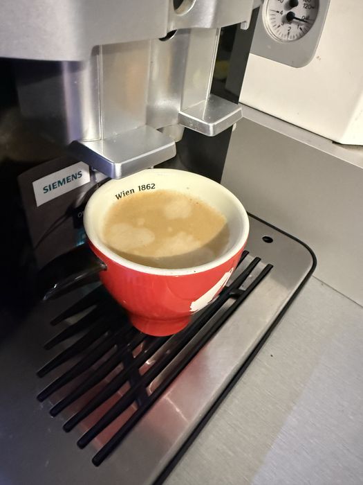 Espressor cafea boabe Siemens EQ300