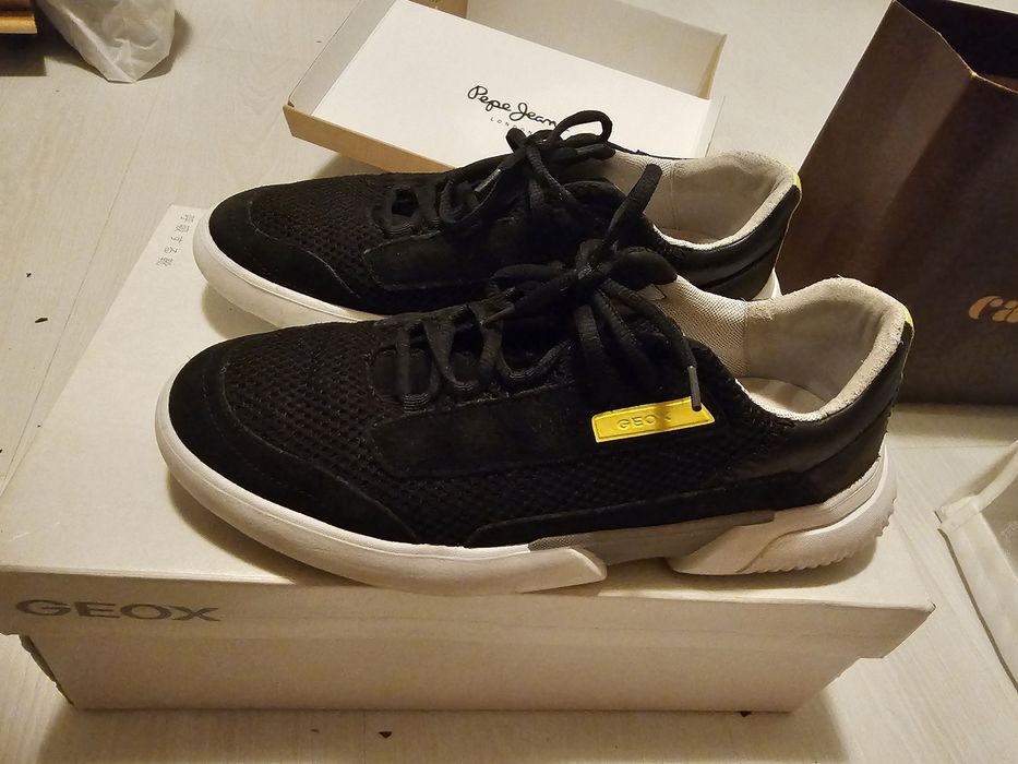 Adidasi Geox respira negri stare buna