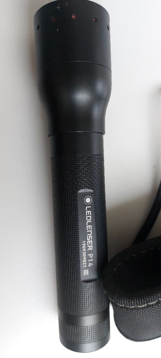 Ledlenser p14 с калъф.