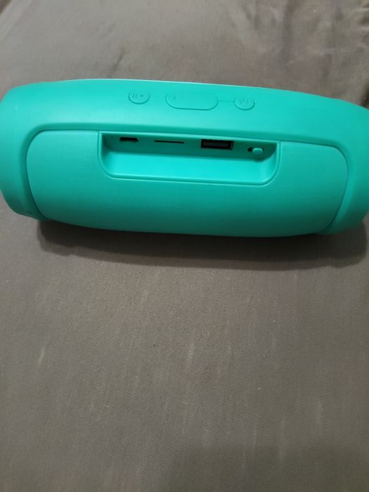 Продавам JBL колонка