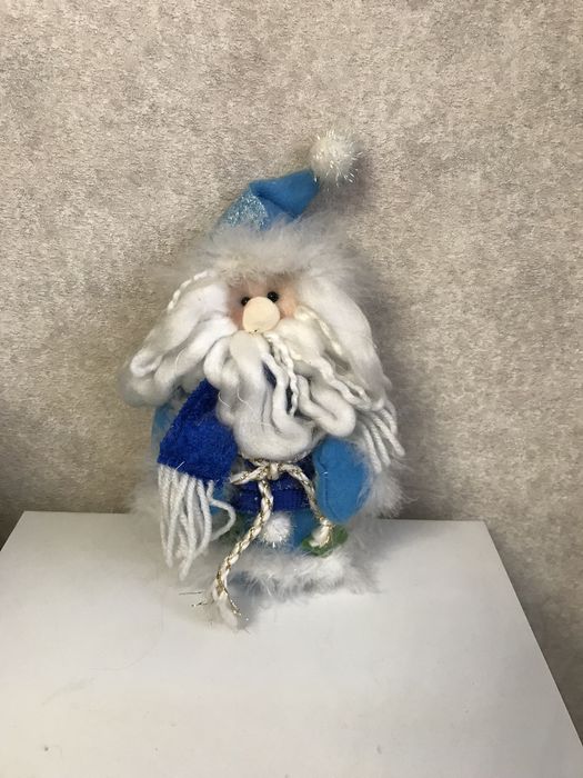 Дед Мороз 24 см, 500 тенге