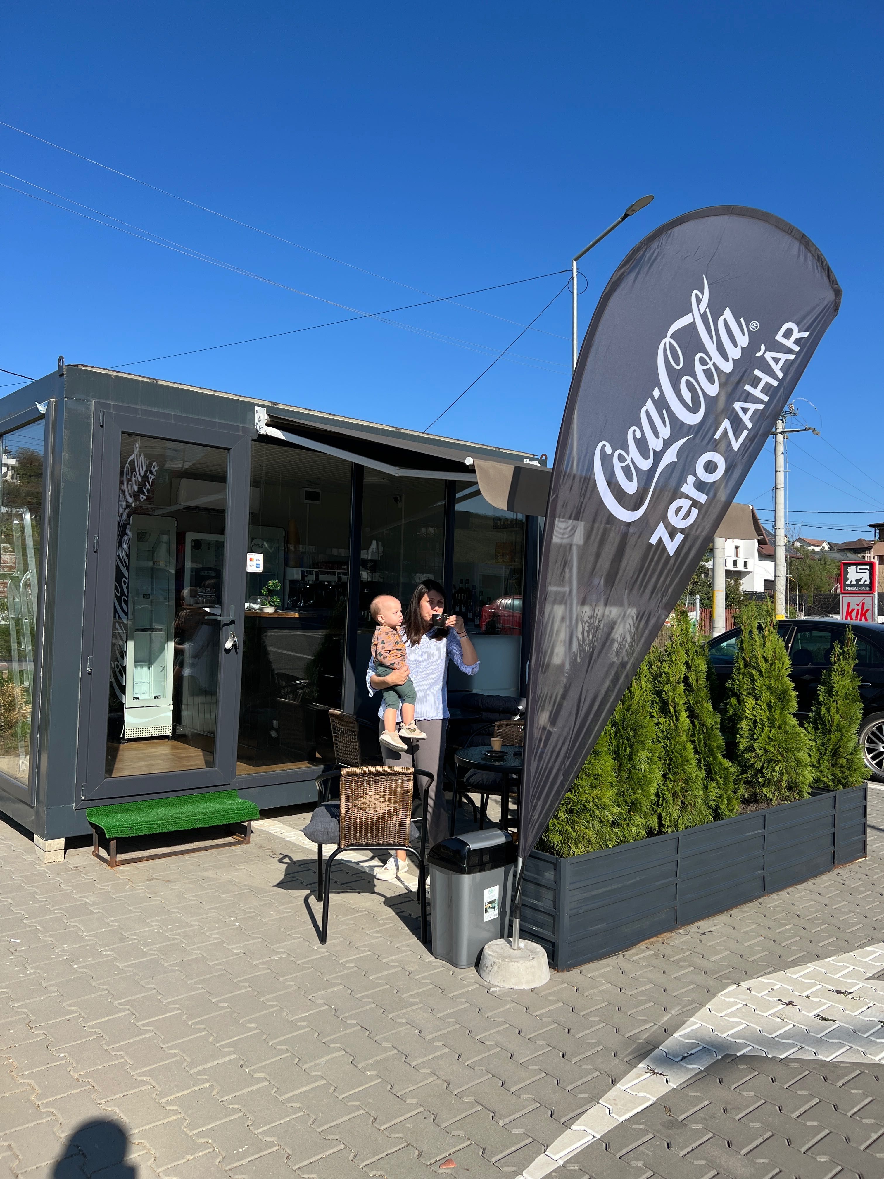 Container cafenea complet echipat