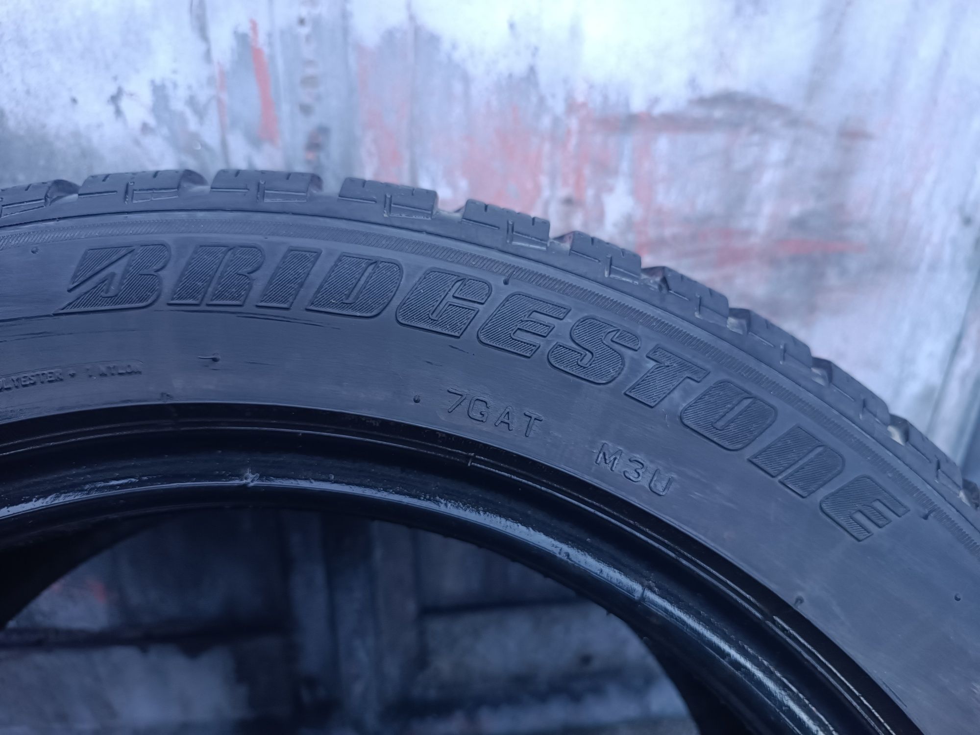245/45/17 Bridgestone