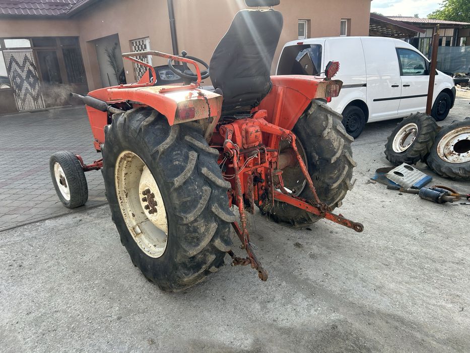Tractor renault 86