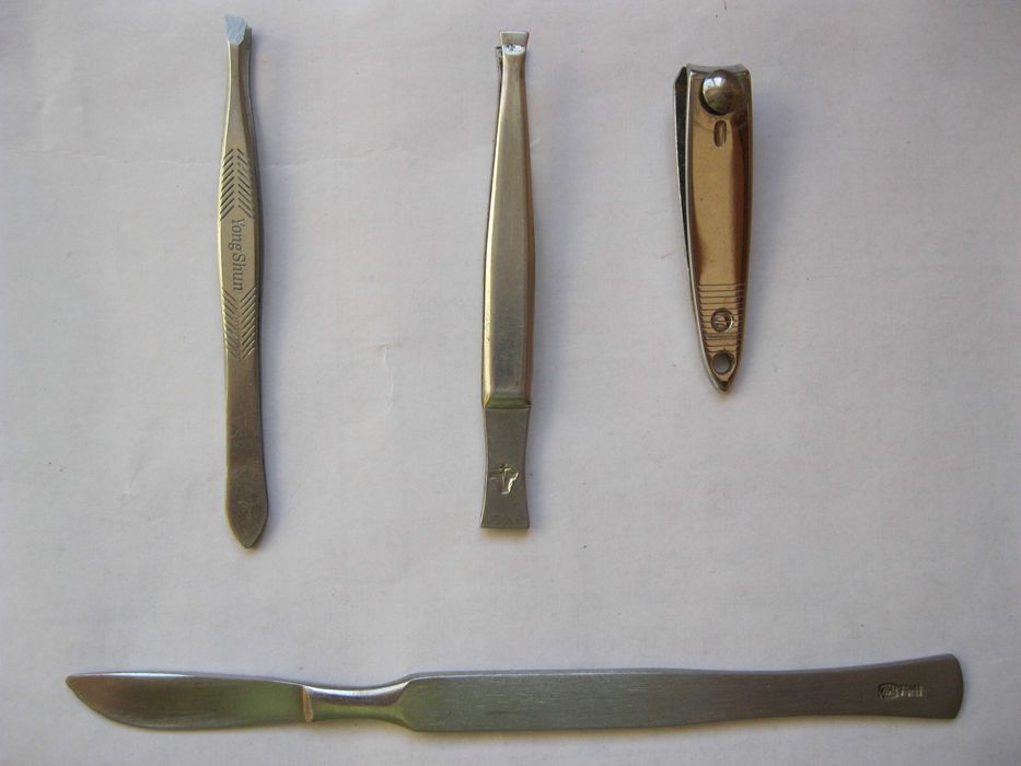 Продам   пинцеты,  заколки