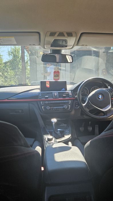 Dezmembrez BMW F30 Sportline 320D N47 184 Cp Manual