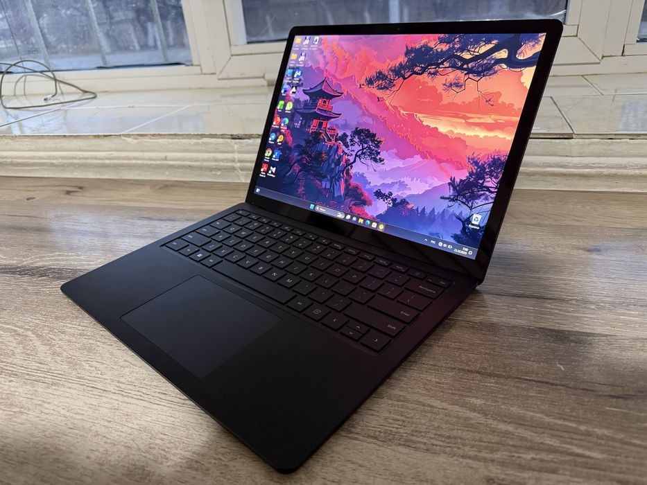 Noutbuk Microsoft Surface laptop 4