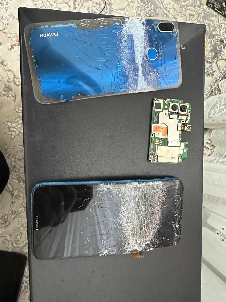 Huawei p20 lite сломан