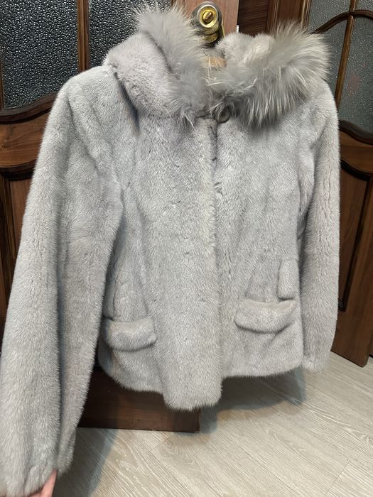 Продам Голубую норковую шубу