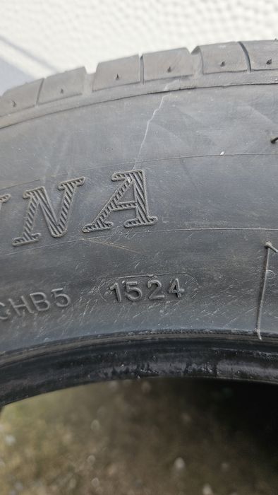 Гуми 235/55/R17 103W