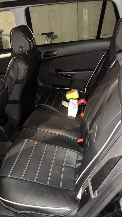 Vand opel astra 2010 Edition 111 Jahre