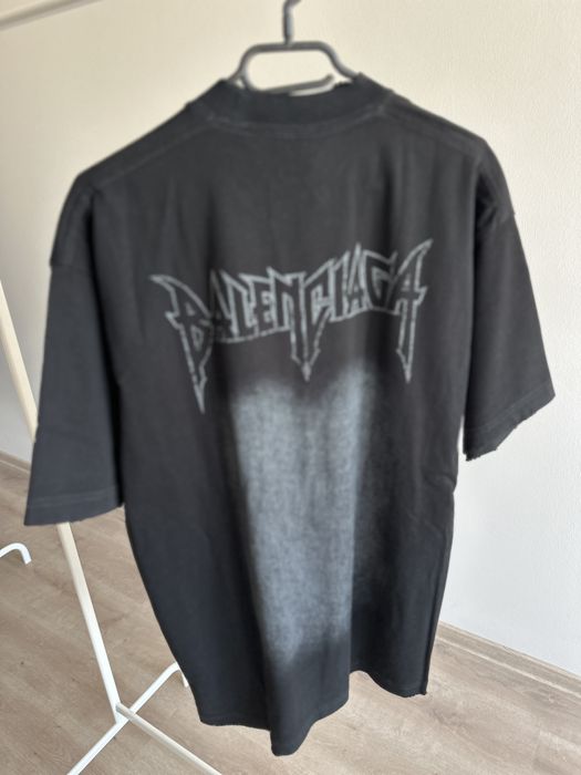 Vand tricou Balenciaga
