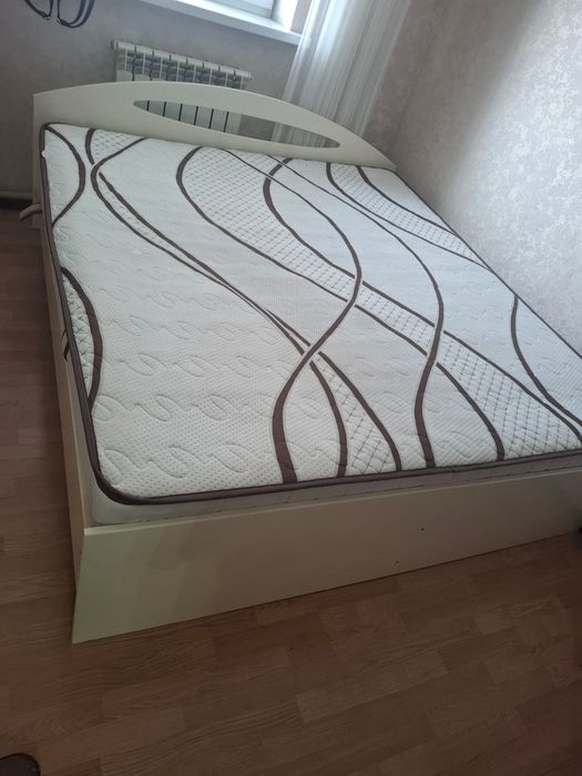 Продам кровать !