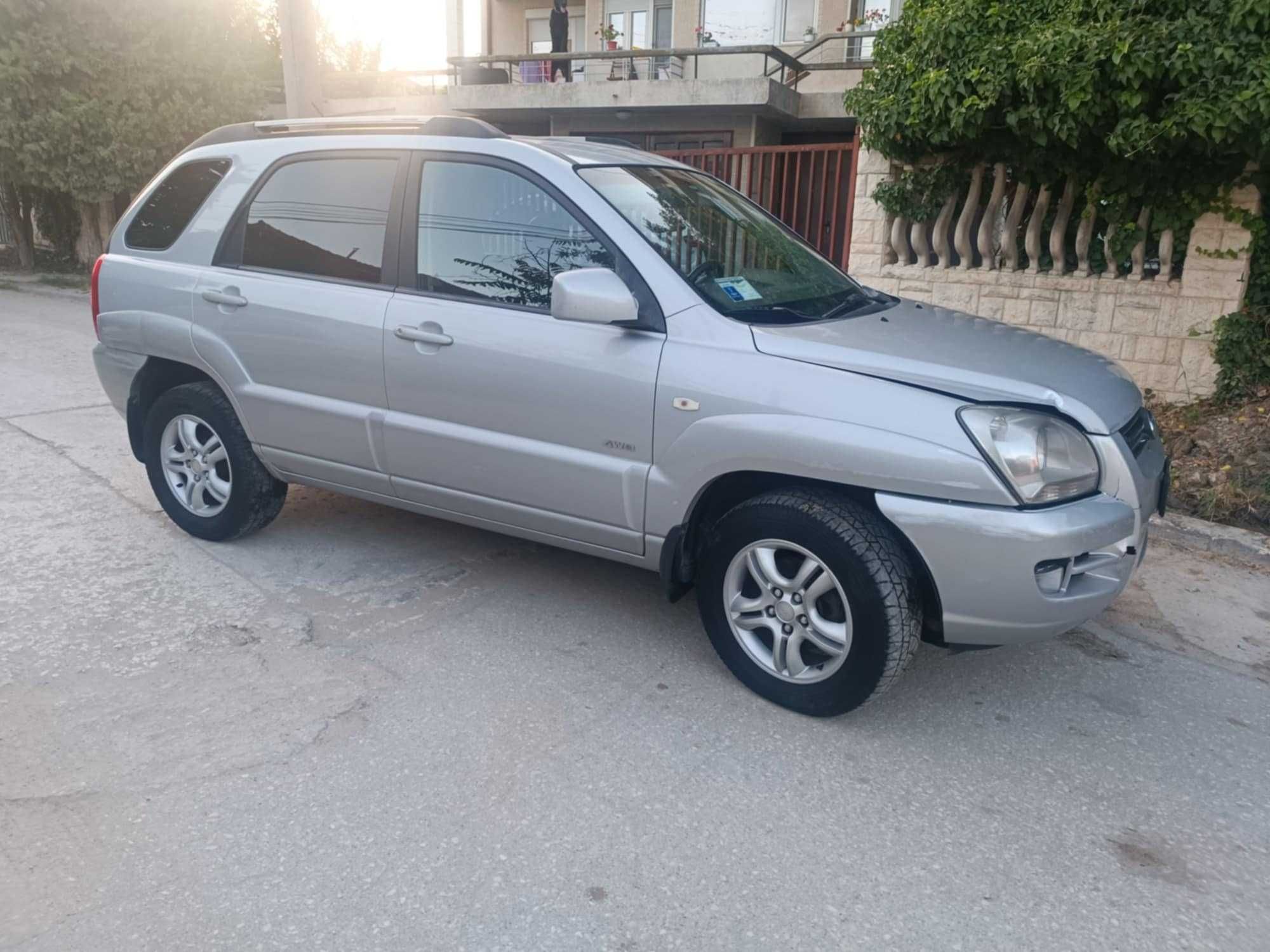Kia Sportage 2.0 CRDI На части.