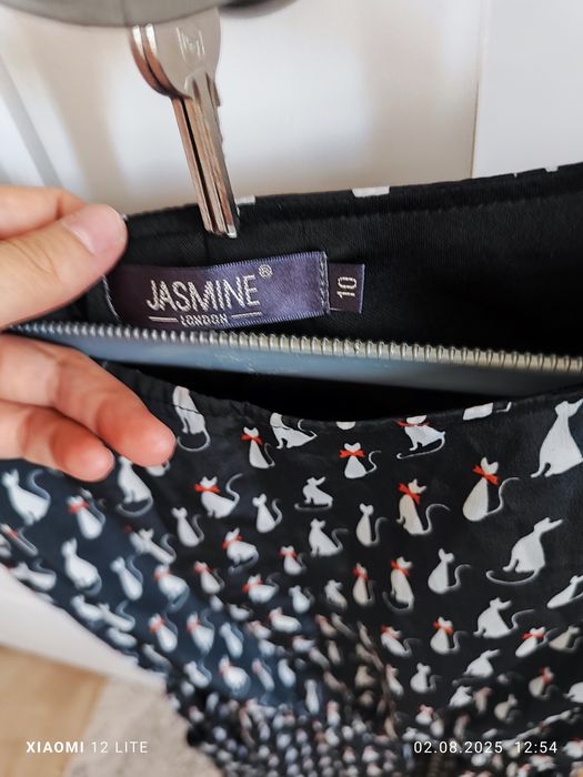 Женская одежда и футболки