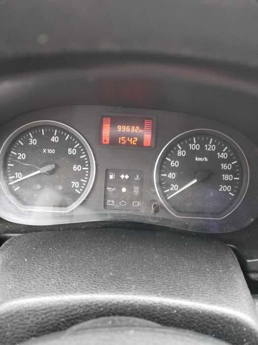 Vând Logan 1.4 MPI