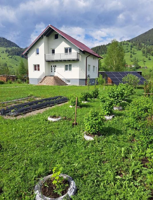 Casa de vanzare in comuna Ciocanesti, sat Botoș jud. Suceava