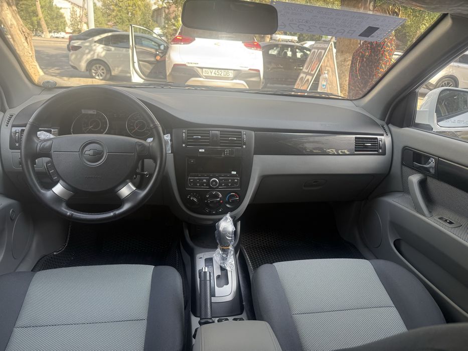 Jentra 2023 elegan plus
